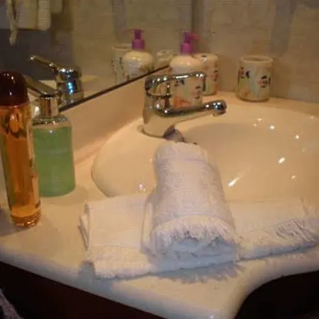 Isabella Сан-Себастьян