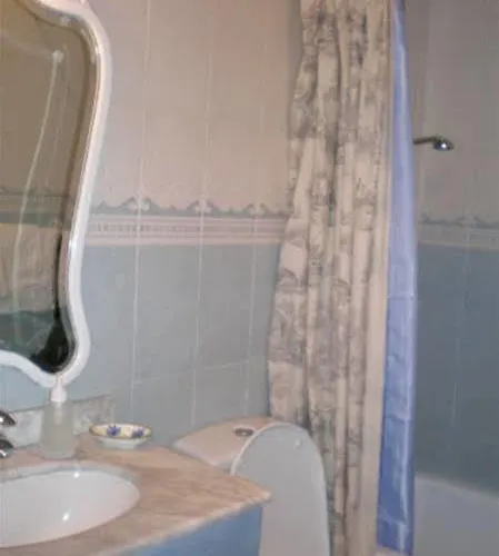 Отель Isabella *